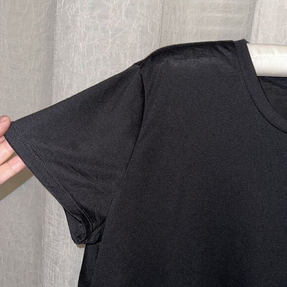 B + C L Black Crewneck Cropped Short Sleeve Flowy Tee - Picture 5 of 10